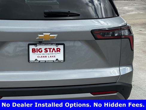 Used 2026 Chevrolet Equinox LT FWD image 11