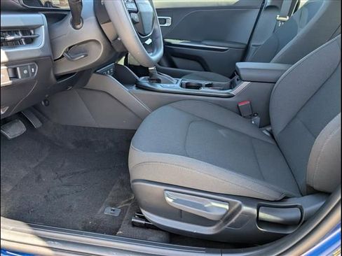 New 2026 Kia K4 LXS image 7