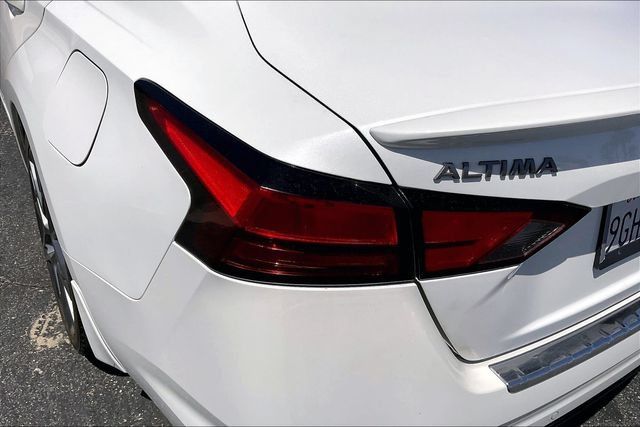 Used 2023 Nissan Altima 2.0 SR FWD image 28