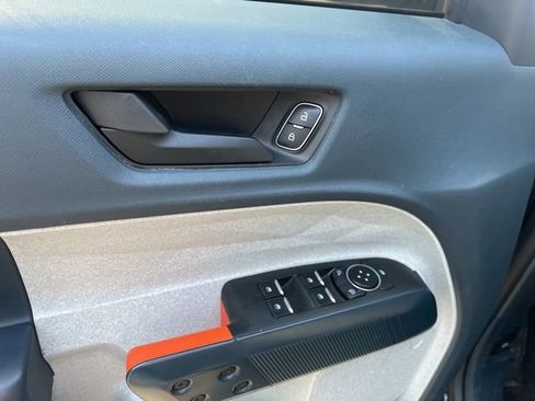 Used 2024 Ford Maverick XLT w/ Equipment Group 300A Standard image 17