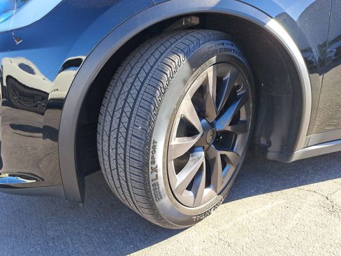 Used 2023 Tesla Model X image 35