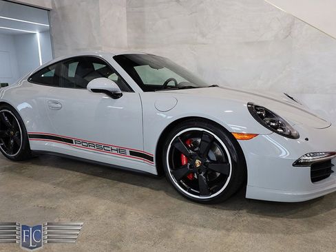 Used 2016 Porsche 911 Carrera GTS image 1