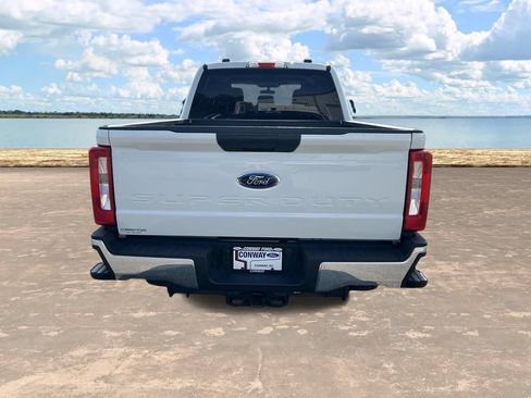 Used 2025 Ford F250 XLT AWD/4WD image 7