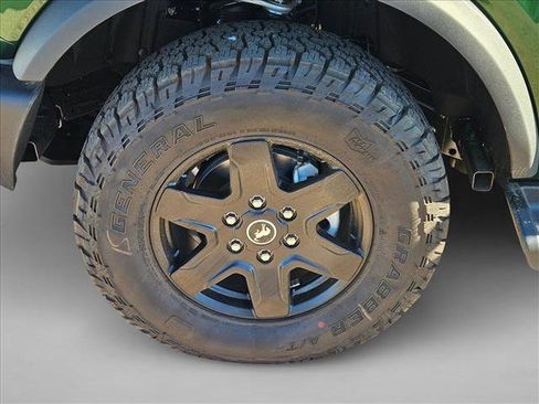 New 2025 Ford Bronco Outer Banks image 10