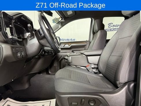Used 2023 Chevrolet Silverado 1500 RST w/ Z71 Off-Road Package AWD/4WD image 14