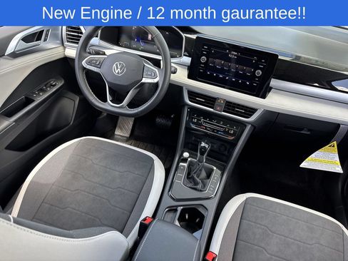 New 2026 Volkswagen Taos SE FWD image 10