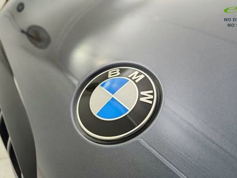 Used 2022 BMW X5 xDrive40i w/ M Sport Package AWD/4WD image 16
