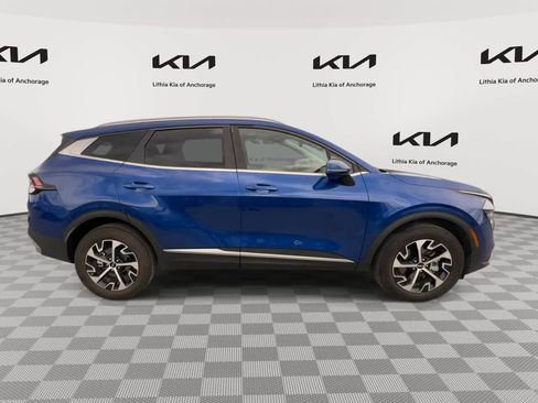 Certified 2024 Kia Sportage EX AWD/4WD image 9