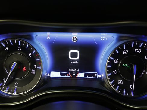 Used 2021 Chrysler 300 S RWD image 18