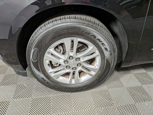 Used 2019 Buick Enclave Essence AWD/4WD image 34