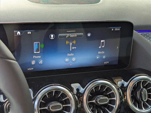 New 2026 Mercedes-Benz GLA 250 image 11