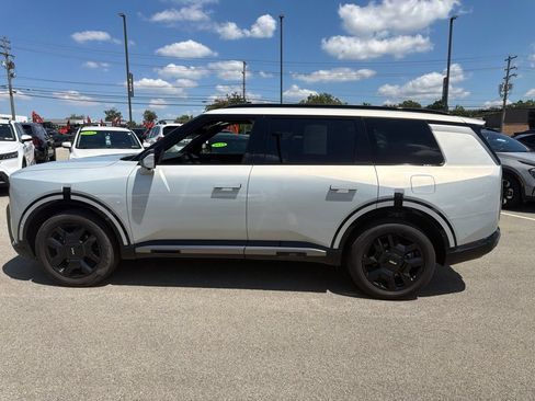 Used 2027 Kia Telluride SX Prestige AWD/4WD image 4