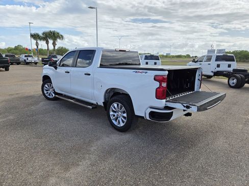 Used 2023 Chevrolet Silverado 1500 Custom AWD/4WD image 26