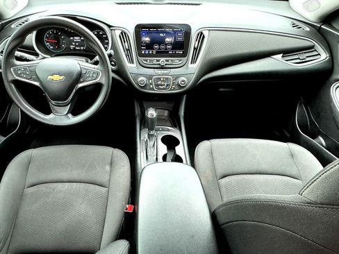 Used 2020 Chevrolet Malibu LS FWD image 28