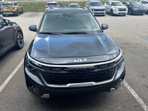 Certified 2024 Kia Seltos S AWD/4WD image 2