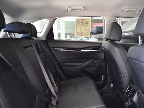 Used 2024 Kia Seltos EX FWD image 27
