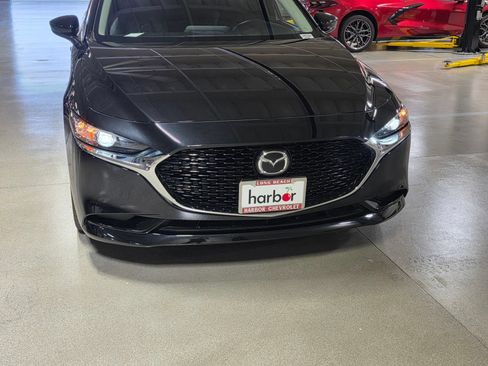 Used 2025 MAZDA MAZDA3 s FWD image 9