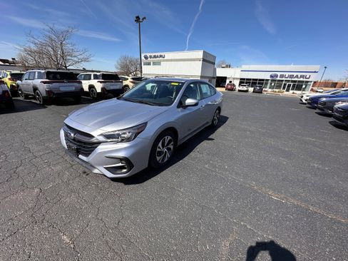 Used 2024 Subaru Legacy Premium image 7