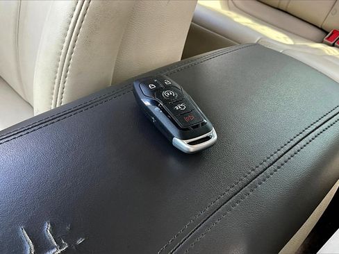 Used 2017 Lincoln MKZ Premiere image 7