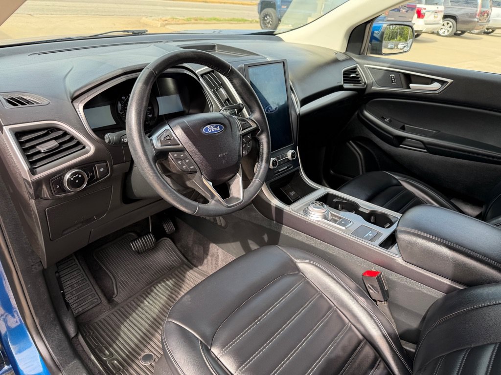 Used 2023 Ford Edge SEL AWD/4WD image 21