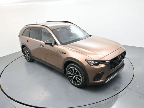 Used 2025 MAZDA CX-70 Plug-In Hybrid w/ Premium Plus AWD/4WD image 22
