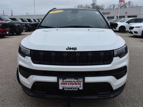 Used 2023 Jeep Compass Altitude w/ Sun and Sound Group image 11