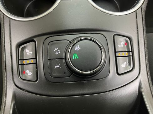 Used 2020 GMC Terrain SLT w/ Preferred Package image 28