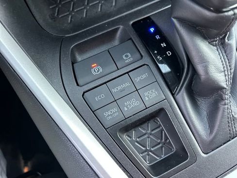 Used 2024 Toyota RAV4 LE image 22