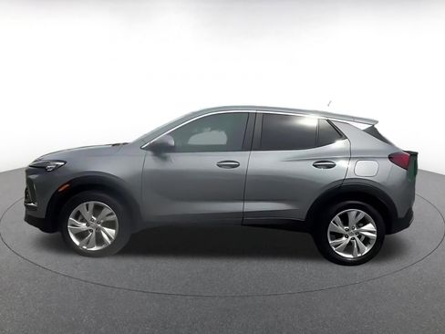 Used 2025 Buick Encore GX Preferred image 9