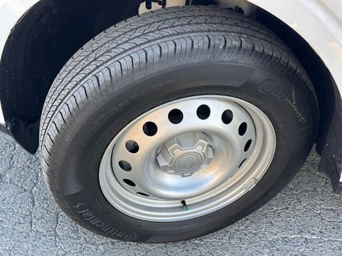 Used 2025 Ford Maverick XL w/ Equipment Group 102A image 37