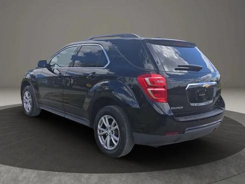 Used 2017 Chevrolet Equinox LT w/ Convenience Package FWD image 4
