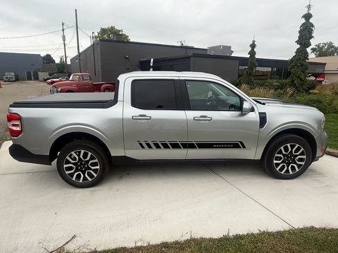 Used 2022 Ford Maverick Lariat w/ Lariat Luxury Package AWD/4WD image 7