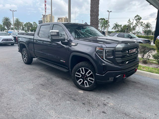 Used 2023 GMC Sierra 1500 AT4 w/ AT4 Premium Package AWD/4WD image 1