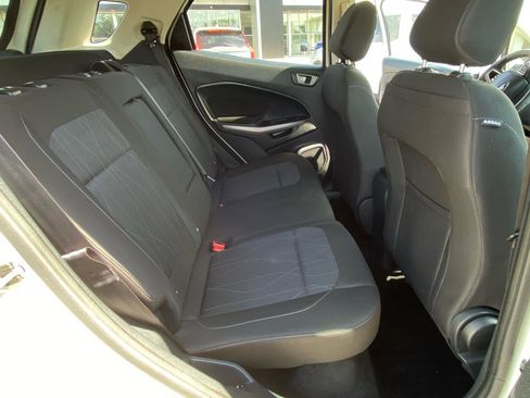 Used 2020 Ford EcoSport SE FWD image 22