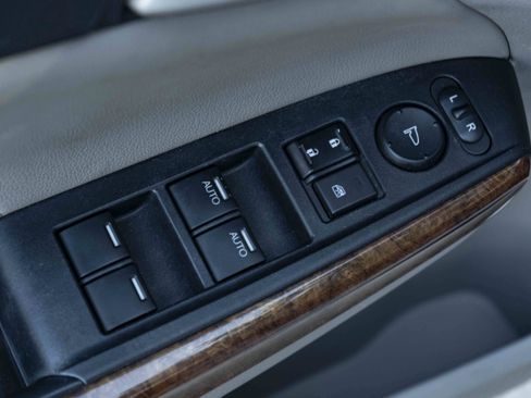 Used 2012 Honda Accord EX-L image 30