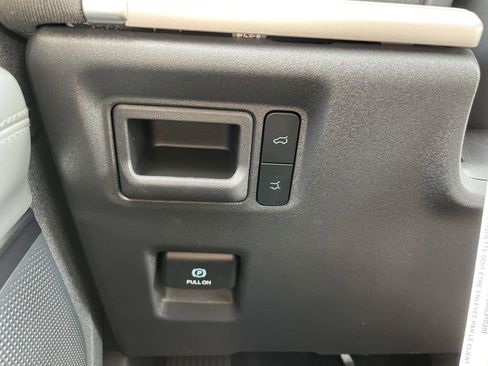 New 2026 Ford Expedition Active image 34