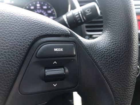 Used 2017 Kia Forte LX image 30