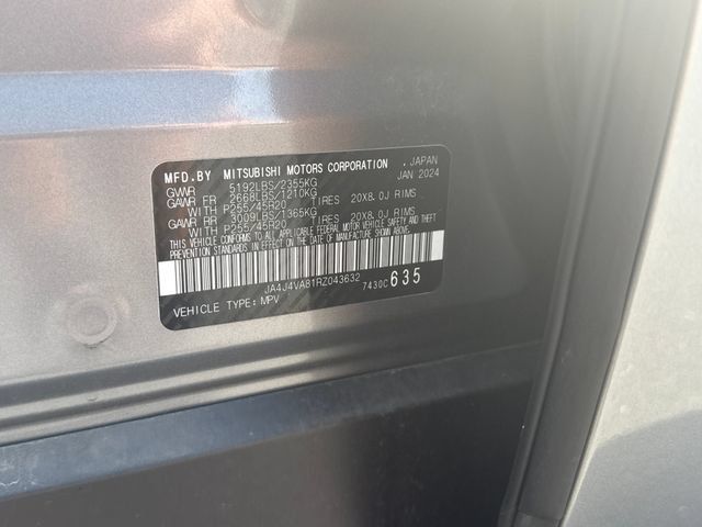Used 2024 Mitsubishi Outlander AWD image 29