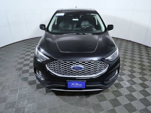 Certified 2024 Ford Edge SEL w/ Convenience Package AWD/4WD image 3