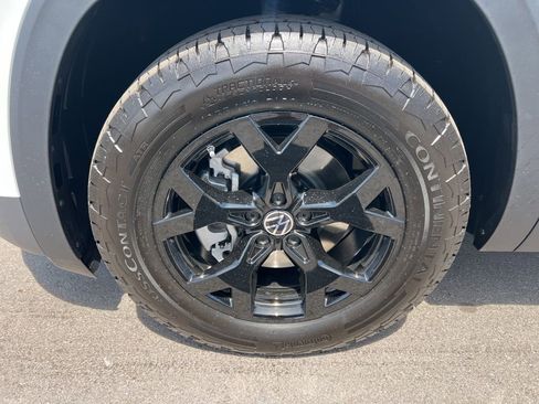 New 2026 Volkswagen Atlas Peak Edition AWD/4WD image 7