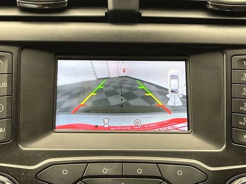 Used 2017 Ford Fusion SE image 5