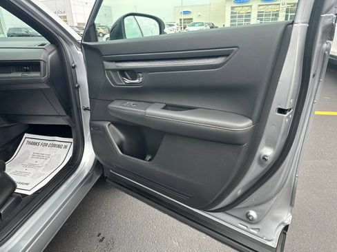 Used 2024 Honda CR-V Sport image 37