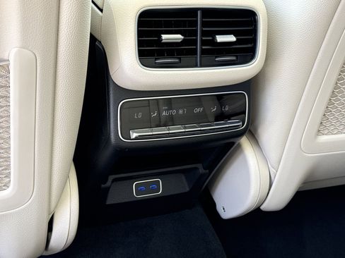 New 2026 Mercedes-Benz GLS 450 4MATIC image 18