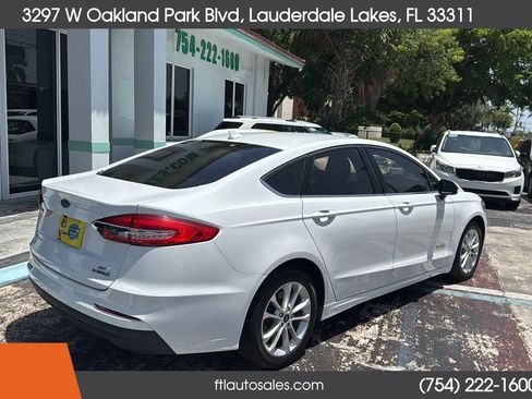 Used 2019 Ford Fusion SE FWD image 11