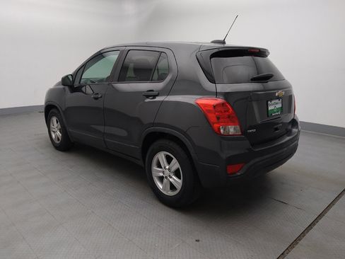 Used 2020 Chevrolet Trax LS w/ Tint and Cruise Package image 5
