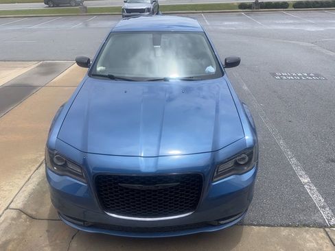Used 2022 Chrysler 300 Touring w/ Sport Appearance Package RWD image 2