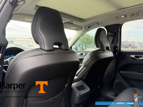 Used 2023 Volvo XC60 B5 Plus AWD/4WD image 11