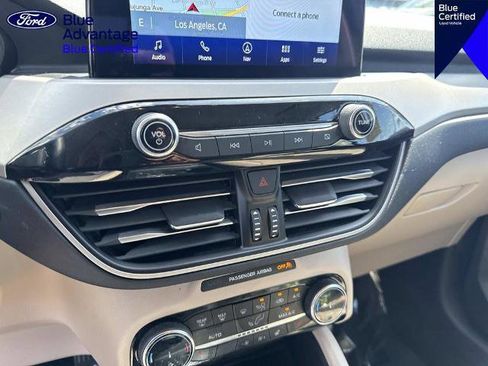 Certified 2022 Ford Escape SEL FWD image 25