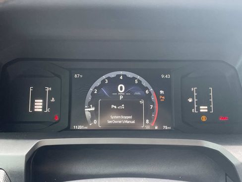 Used 2024 Toyota Tacoma SR5 w/ SR5 Upgrade Package RWD image 28