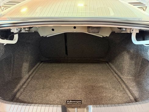 Used 2019 Volkswagen Jetta SEL FWD image 39